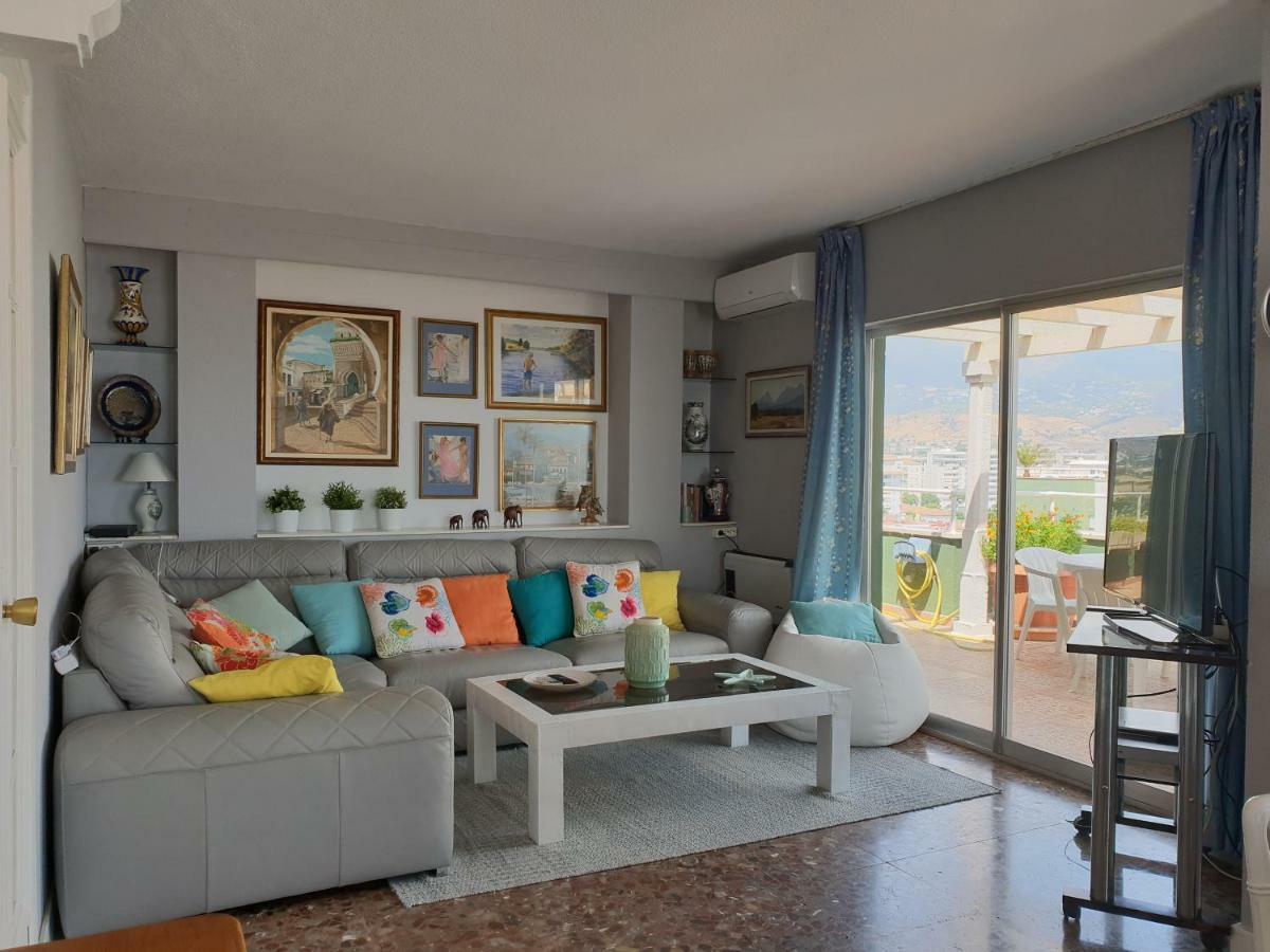 Atico Con Gran Terraza Daire Fuengirola Dış mekan fotoğraf